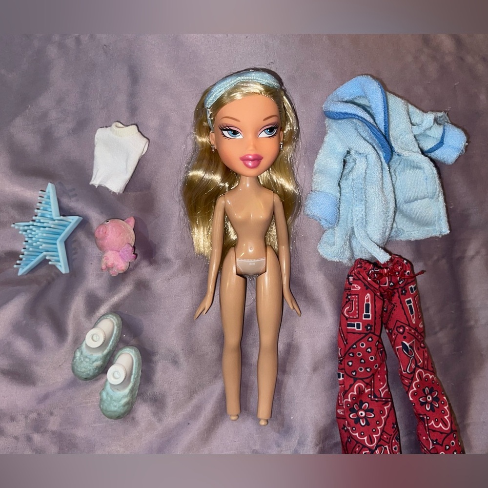 Sleepover Cloe (2006) | Bratz